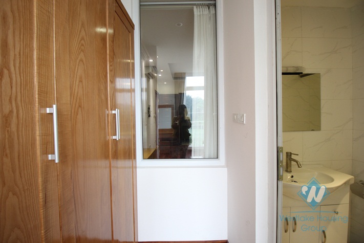 Spacious three bedroom apartment for rent on Xuan Dieu, Tay Ho